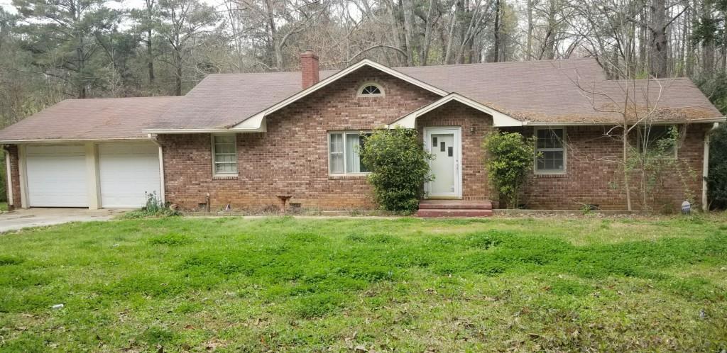 3793 Stonewall Tell Rd., Atlanta, GA 30349