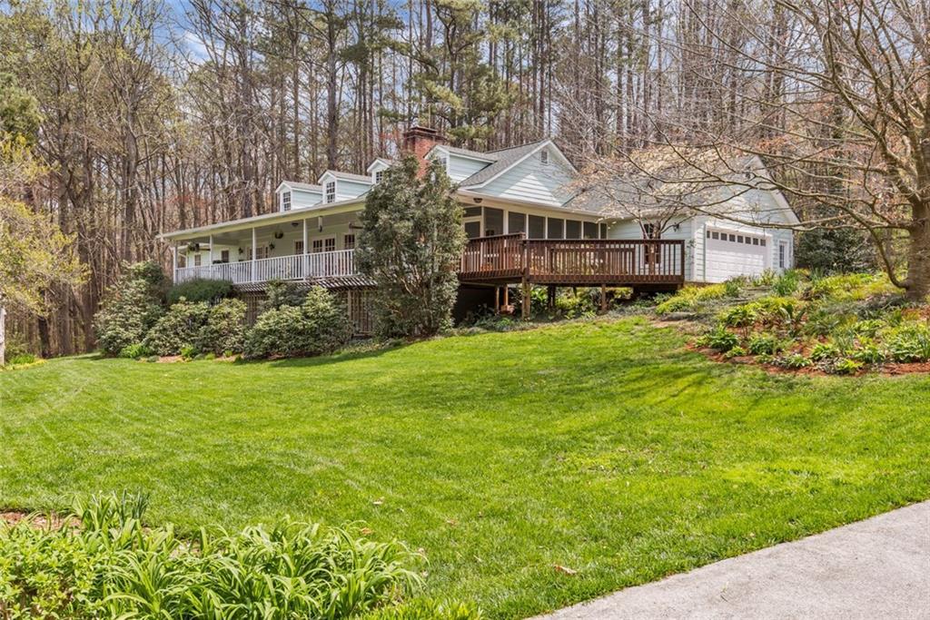890 Jep Wheeler Rd., Woodstock, GA 30188