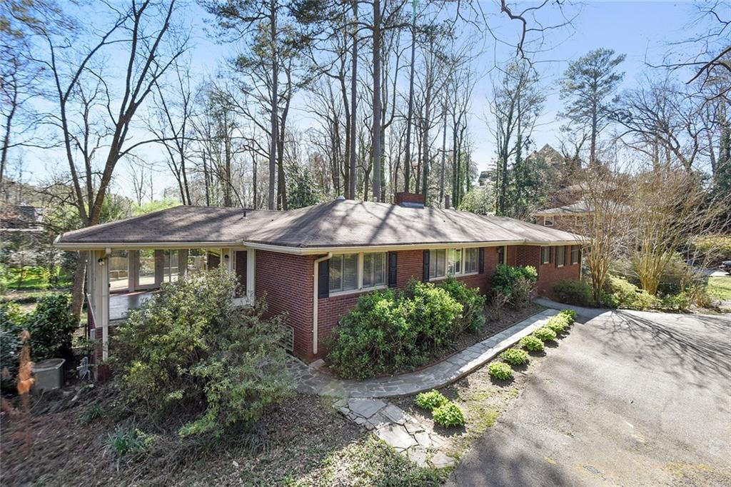 63 Osner Dr., Sandy Springs, GA 30342