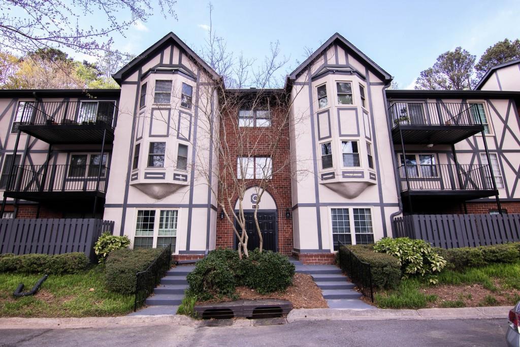 6851 Roswell Rd. #Q-10, Sandy Springs, GA 30328