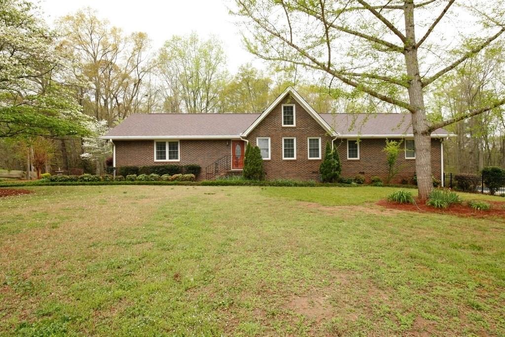 1955 Zebulon Rd., Griffin, GA 30224