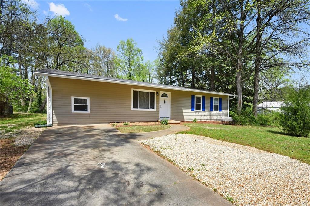 280 S Gordon Rd., Mableton, GA 30126