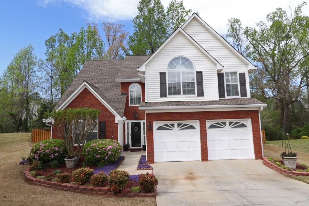 27 Carriage Lake Dr., Stockbridge, GA 30281