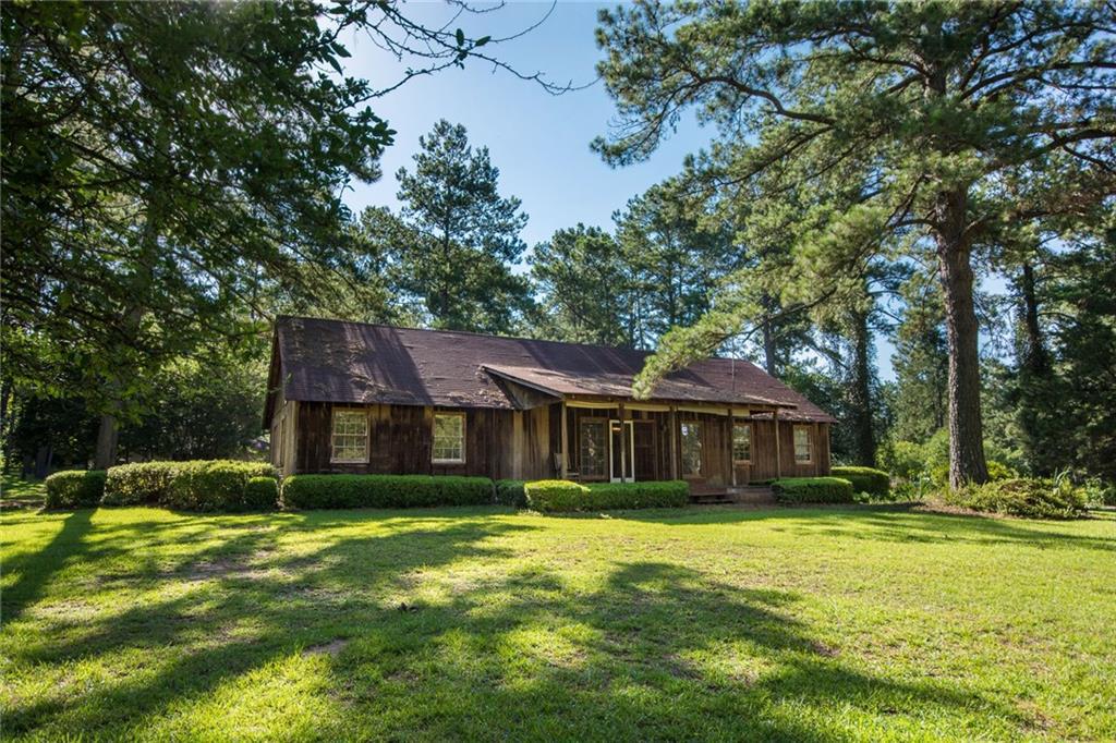 2566 N 111 Hwy., Cairo, GA 39827