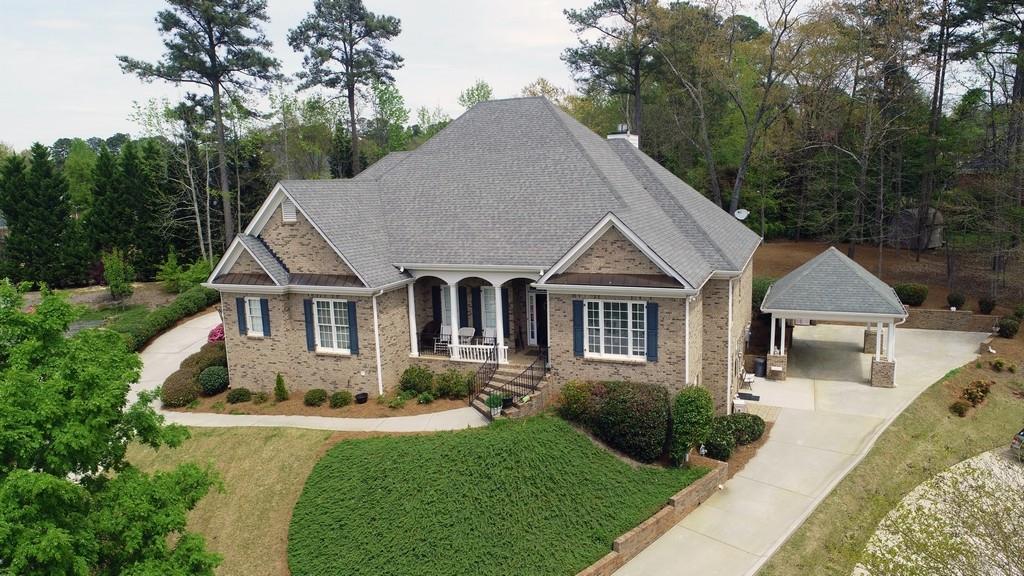 815 Carriage Lake Dr., Lawrenceville, GA 30046