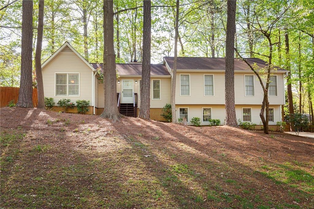 924 Leafwood Ct., Marietta, GA 30067