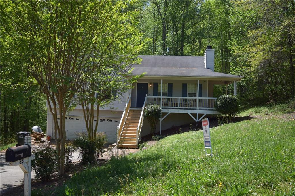 88 Michelle Ln., Hiram, GA 30141