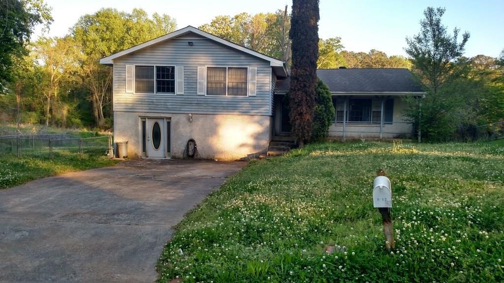 8467 Magnolia Dr., Jonesboro, GA 30238
