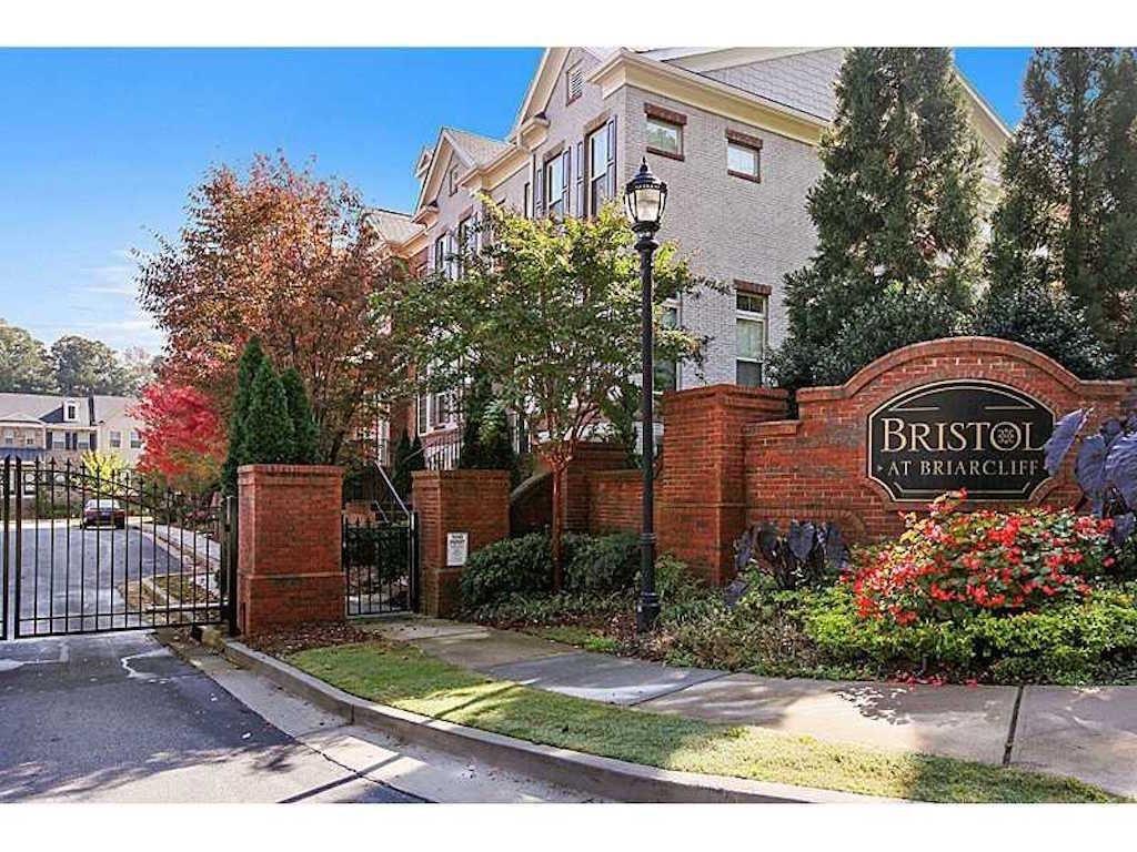 1649 Sabastian Point, Atlanta, GA 30329