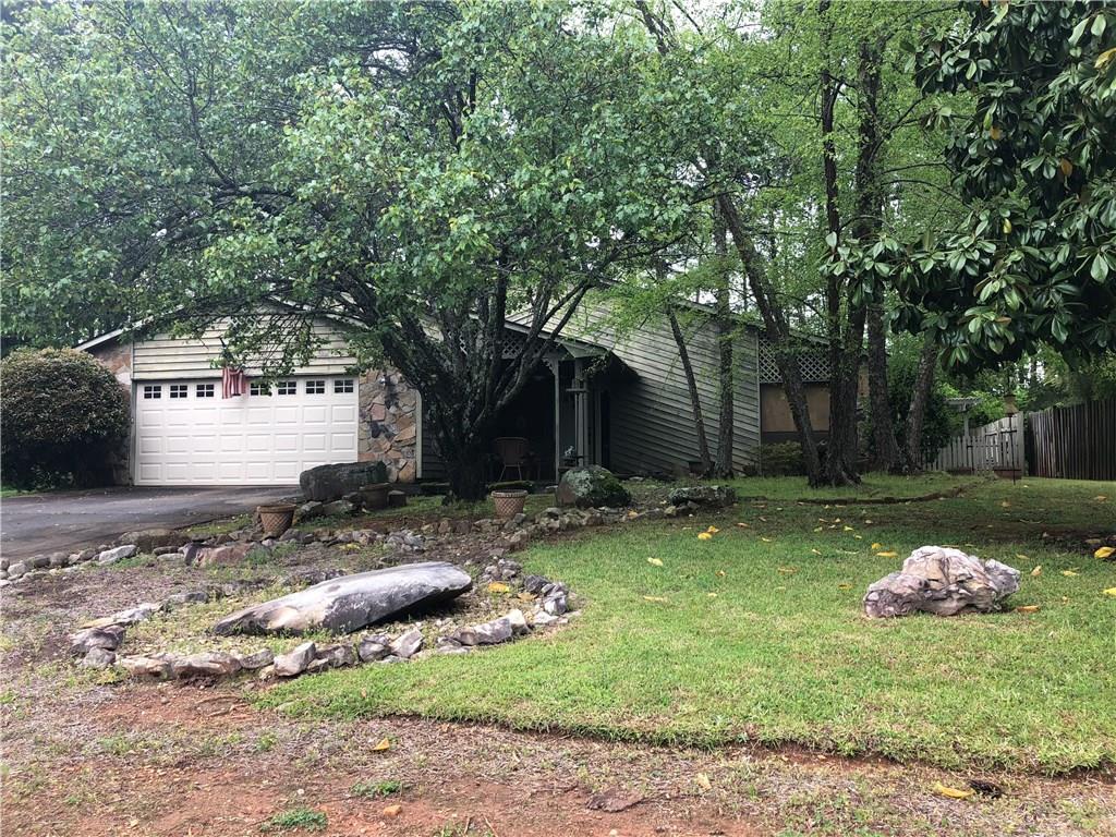 11200 Indian Village Dr., Alpharetta, GA 30022
