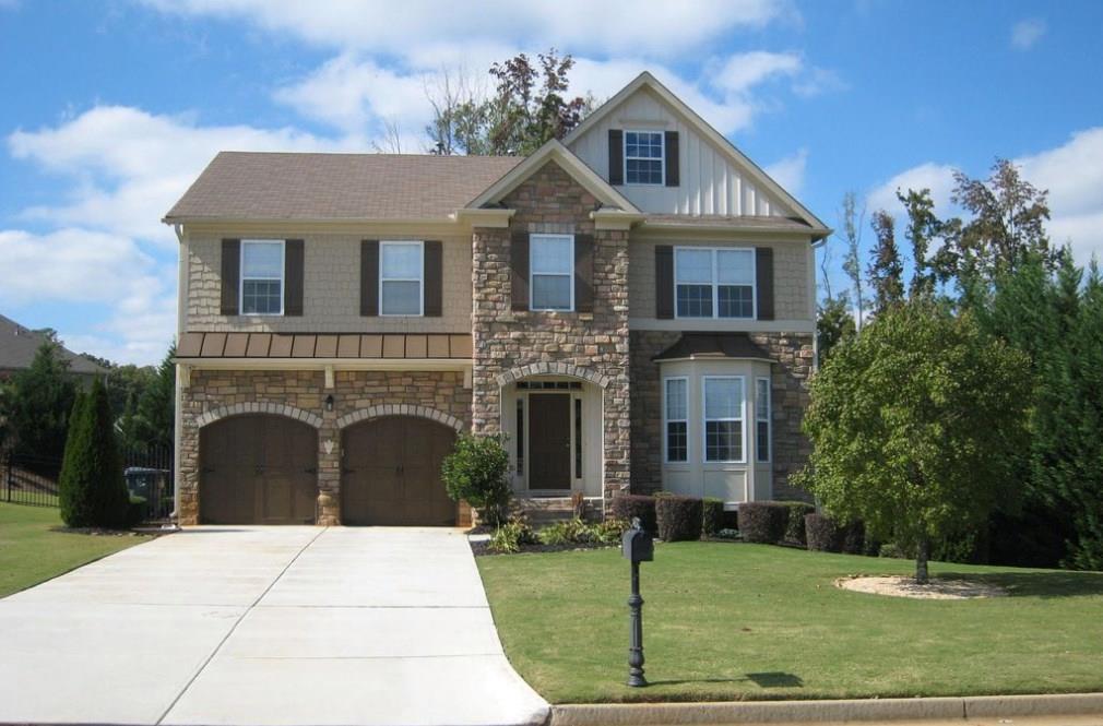 3215 E Gate Dr., Cumming, GA 30041