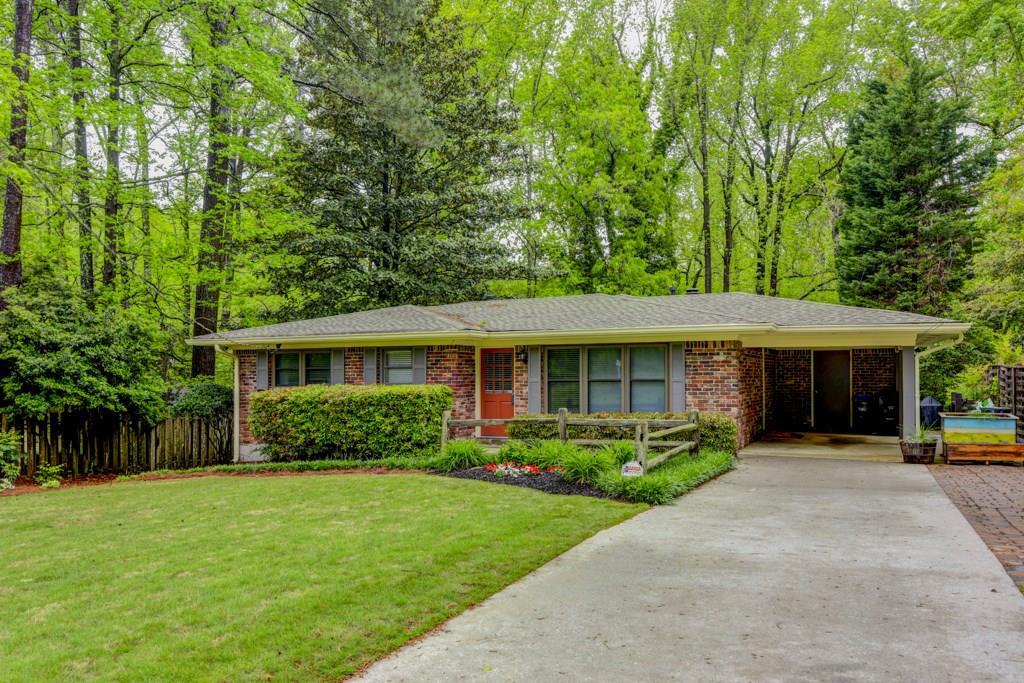 2546 Woodacres Rd., Atlanta, GA 30345