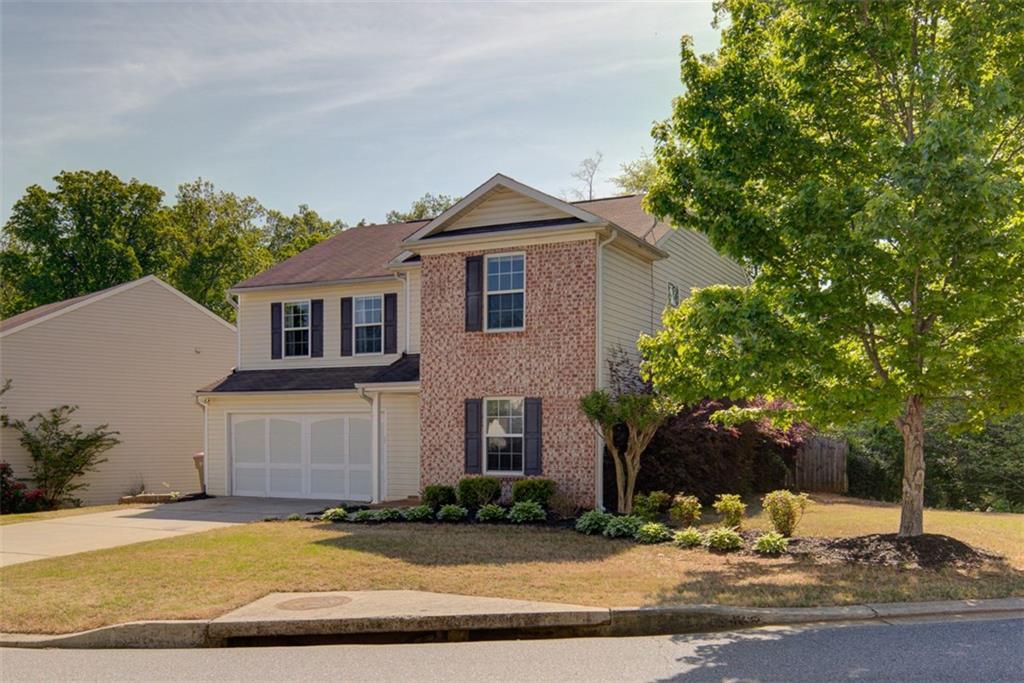 2850 Centerglen Ln., Cumming, GA 30040