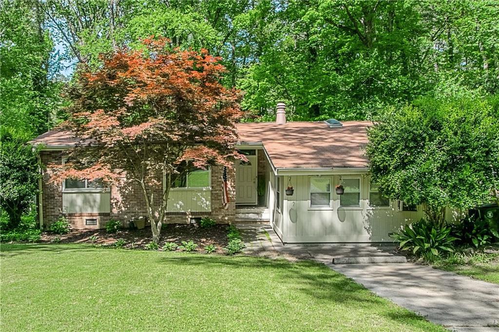 2632 Woodacres Rd., Atlanta, GA 30345