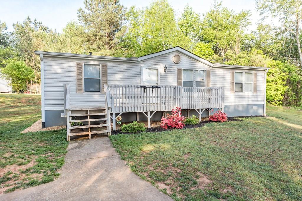 320 Brigadier Ct., Ball Ground, GA 30107