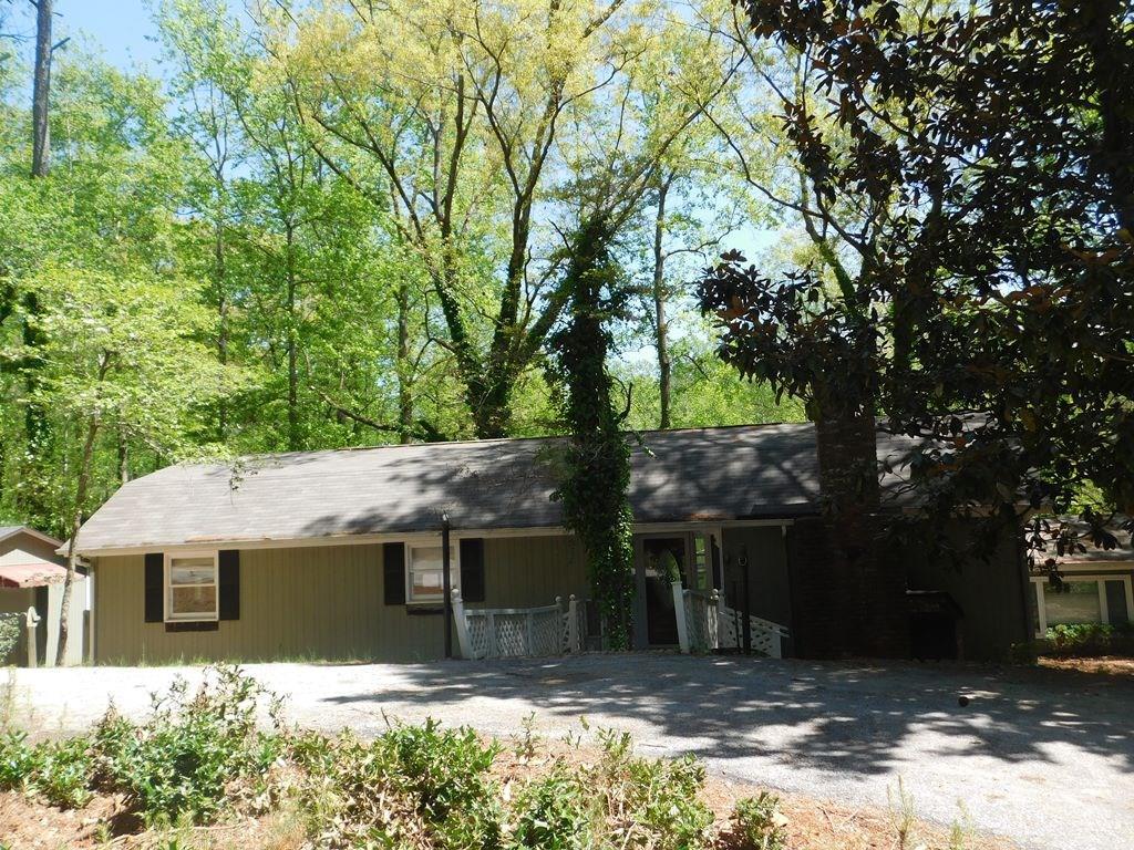 1531 Twin Valley Tr., Lithonia, GA 30058