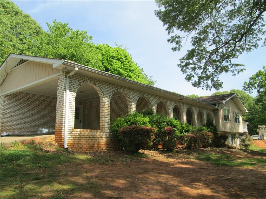 302 Princess Ave., Woodstock, GA 30189