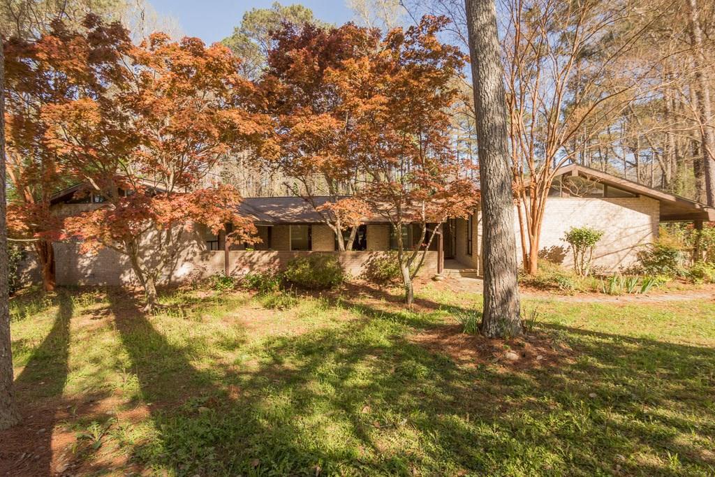 4081 Whispering Forest Ct., Lilburn, GA 30047