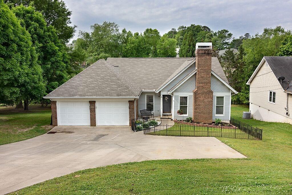1143 Springway Dr., Gainesville, GA 30501