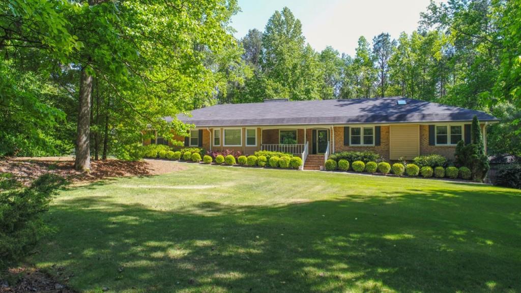 1807 High Ridge Dr., Conyers, GA 30094