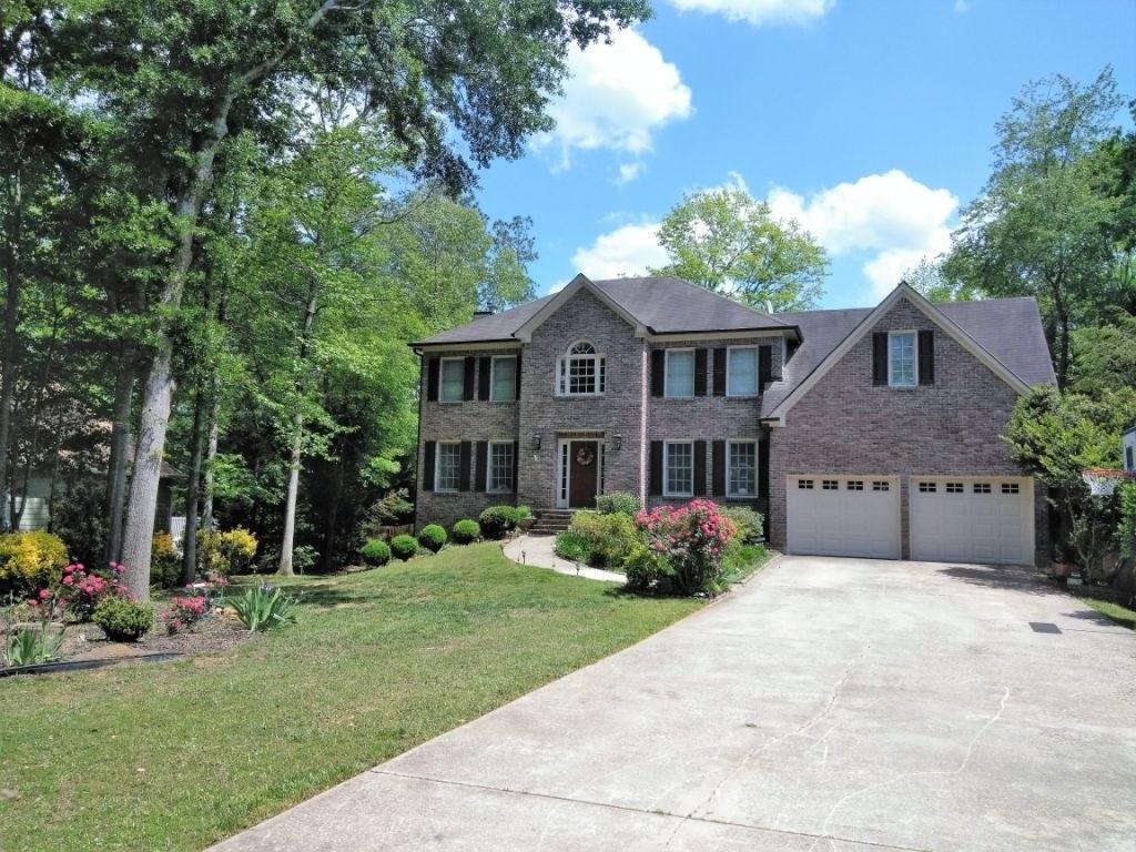 414 Lakeview Ln., Hiram, GA 30141