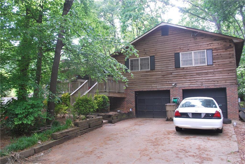 6889 Recreation Ln., Acworth, GA 30102