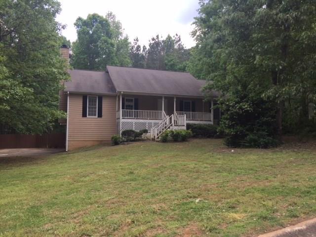 652 Lakeside Dr., Hiram, GA 30141