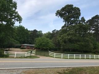1071 Dorris Rd., Douglasville, GA 30134