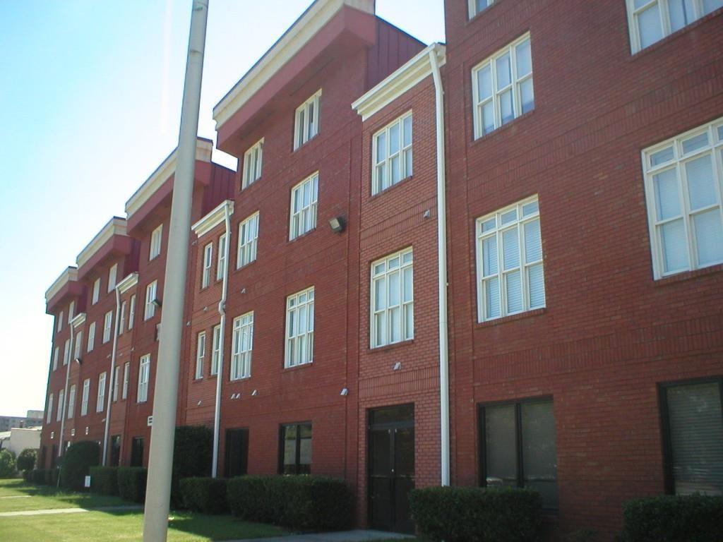 2465 Main St #306, East Point, GA 30344