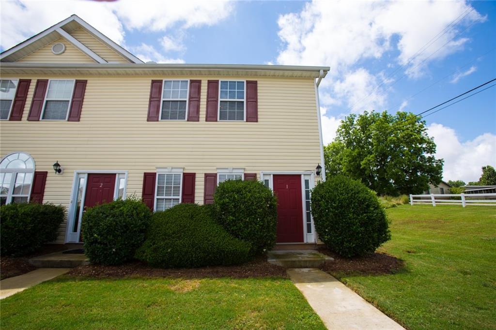 4210 Oakwood Rd. #B8, Oakwood, GA 30566