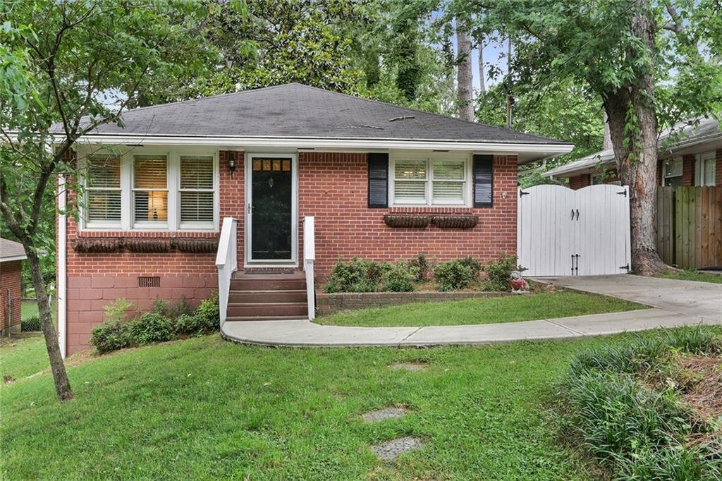 2036 Arlington Ave., Atlanta, GA 30324