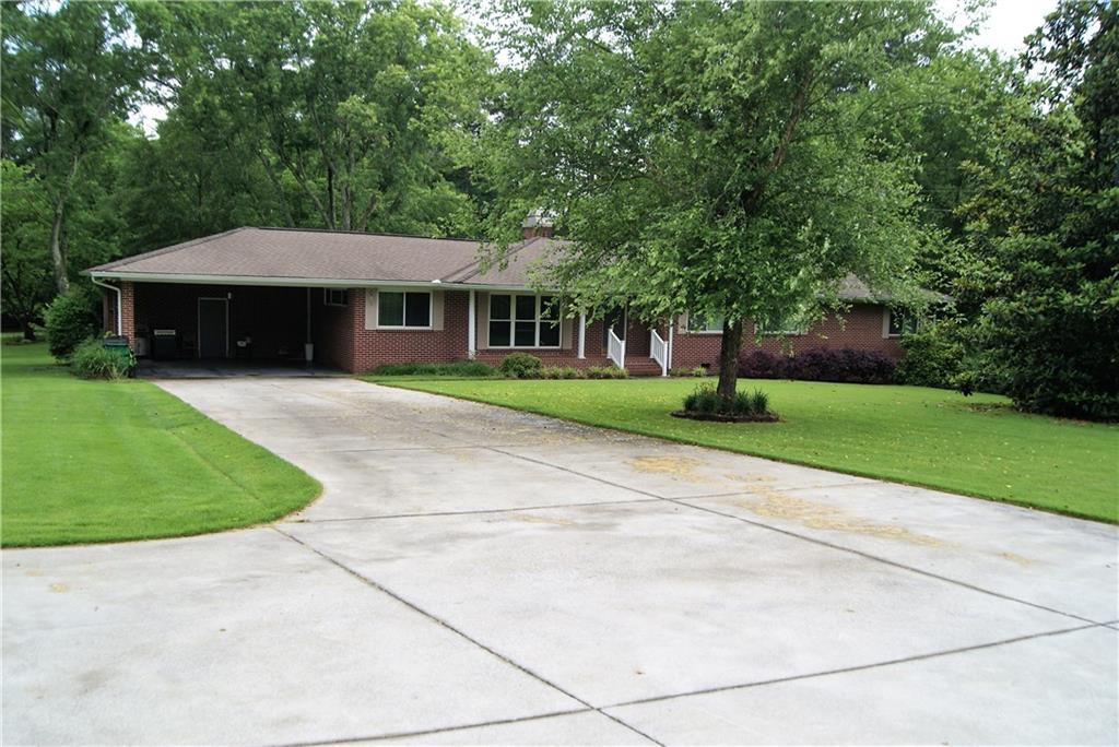 3601 Dews Pond Rd., Calhoun, GA 30701