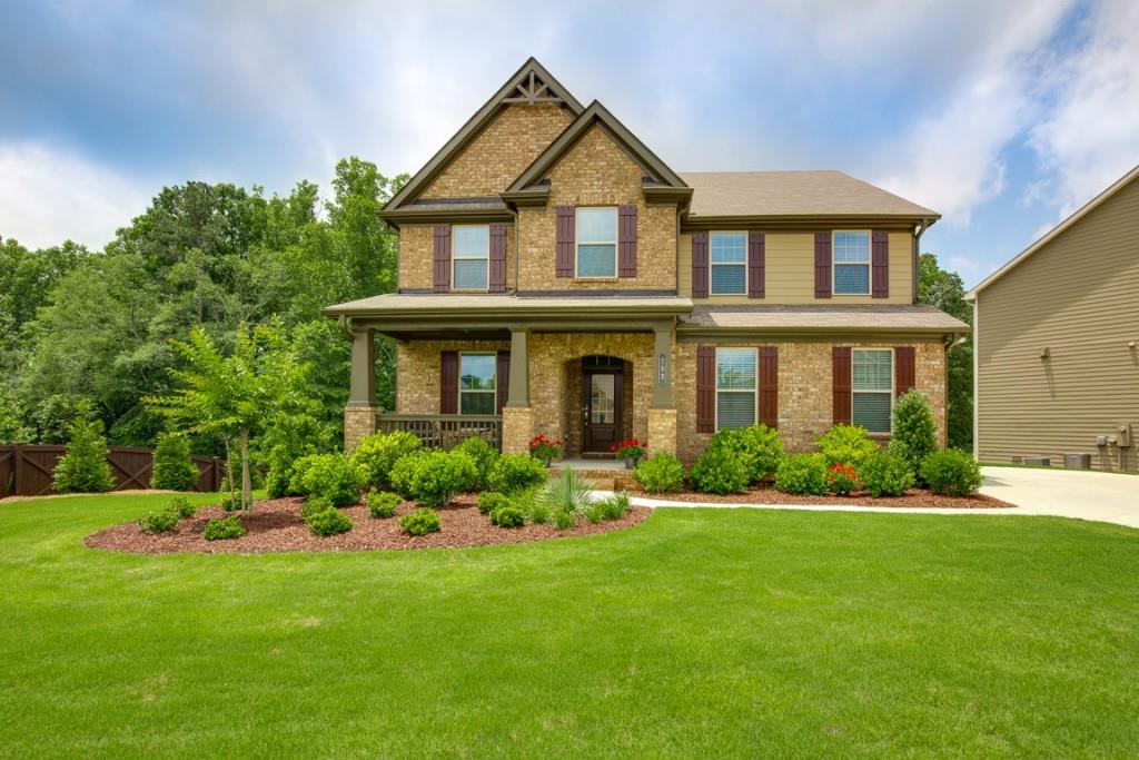 162 Wheaten Dr., Woodstock, GA 30188
