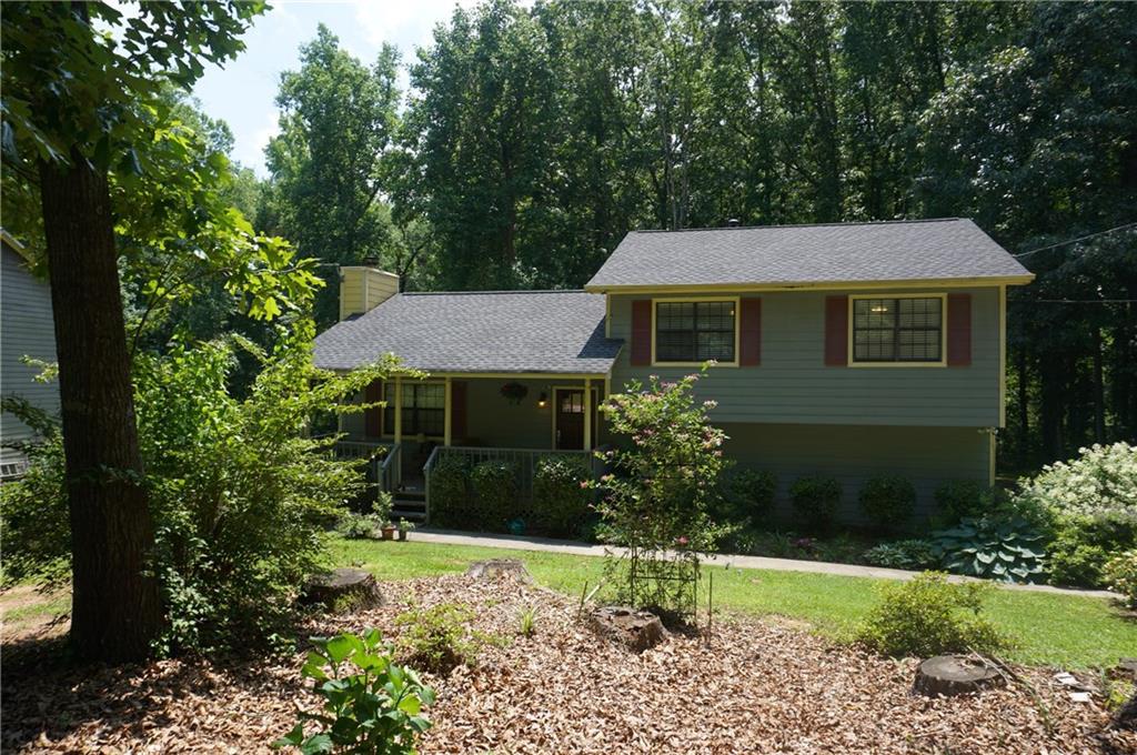 255 Bakers Bridge Cir., Douglasville, GA 30134