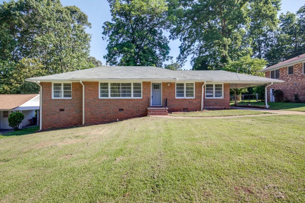 2511 S Bryan Cir., East Point, GA 30344