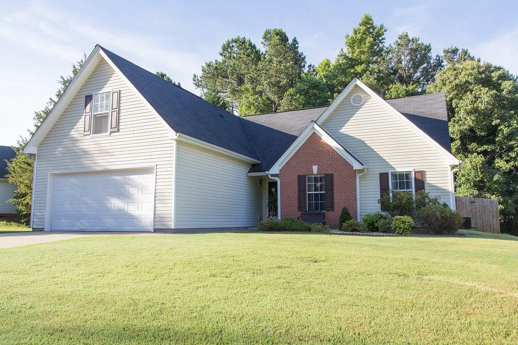 1400 Wilkes Crest Dr., Dacula, GA 30019