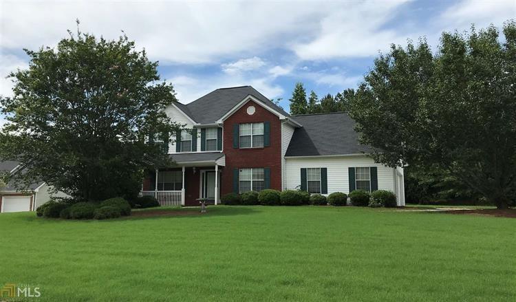 5105 Victoria Park Dr., Loganville, GA 30052