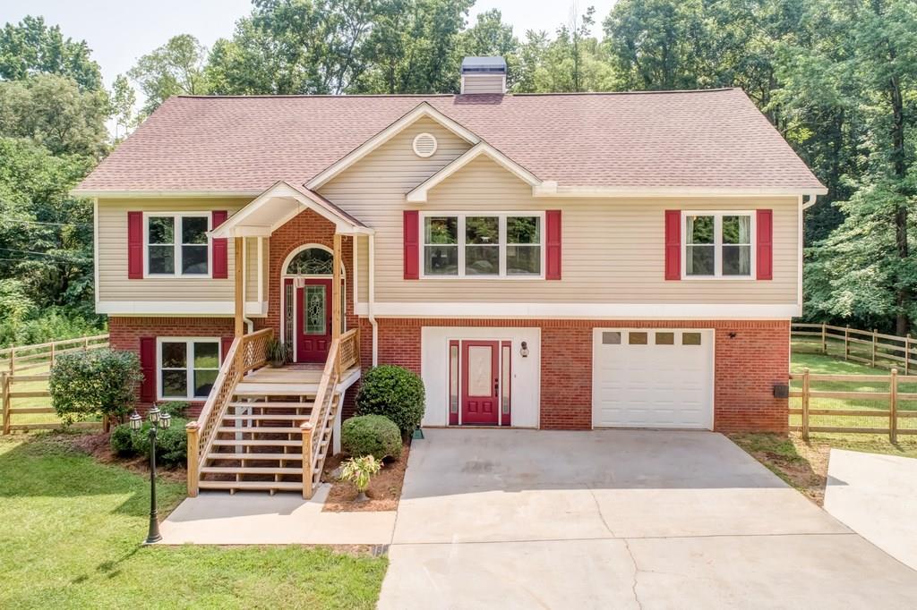 1087 Friendship Church Dr., Powder Springs, GA 30127