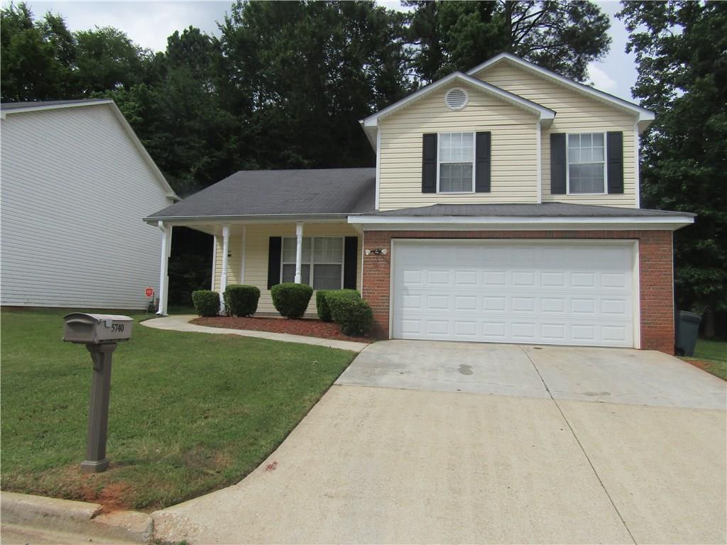 5740 Wellborn Oaks Ct., Lithonia, GA 30058