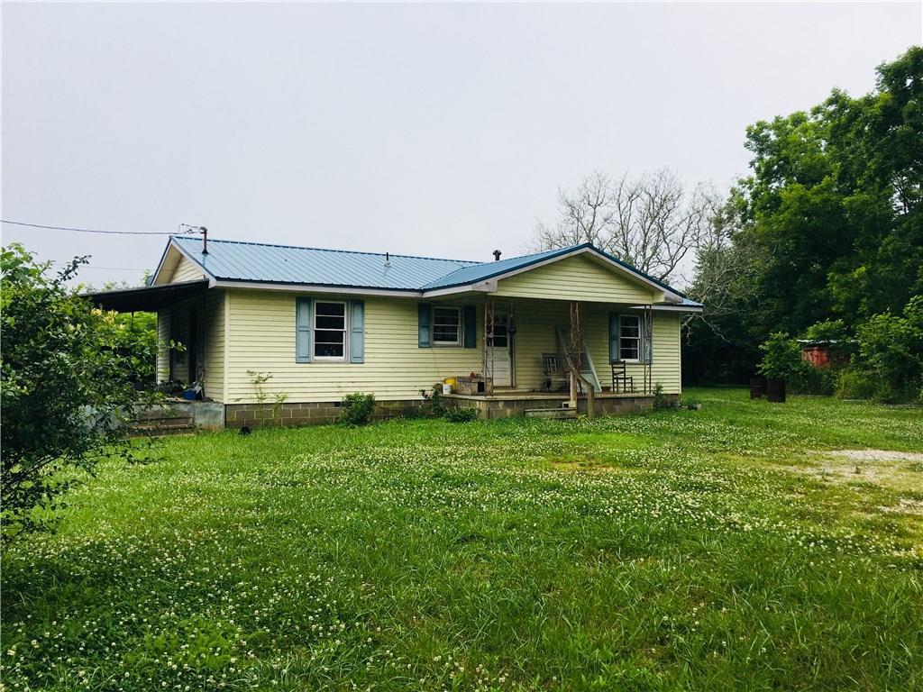 38 Hightower Rd., Talking Rock, GA 30175