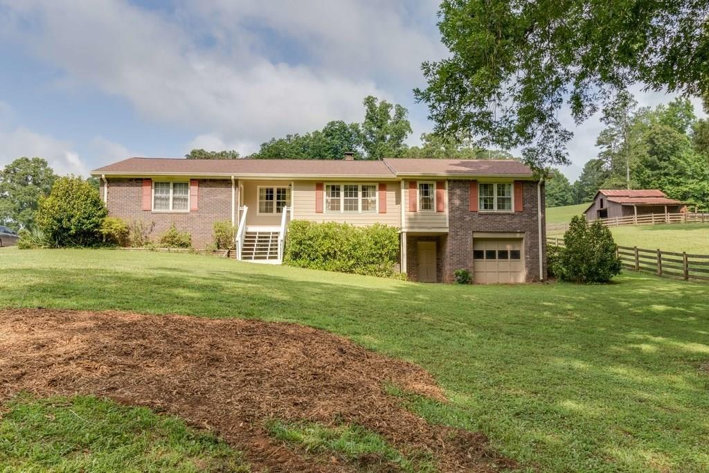 320 Lynn Dr., Hiram, GA 30141