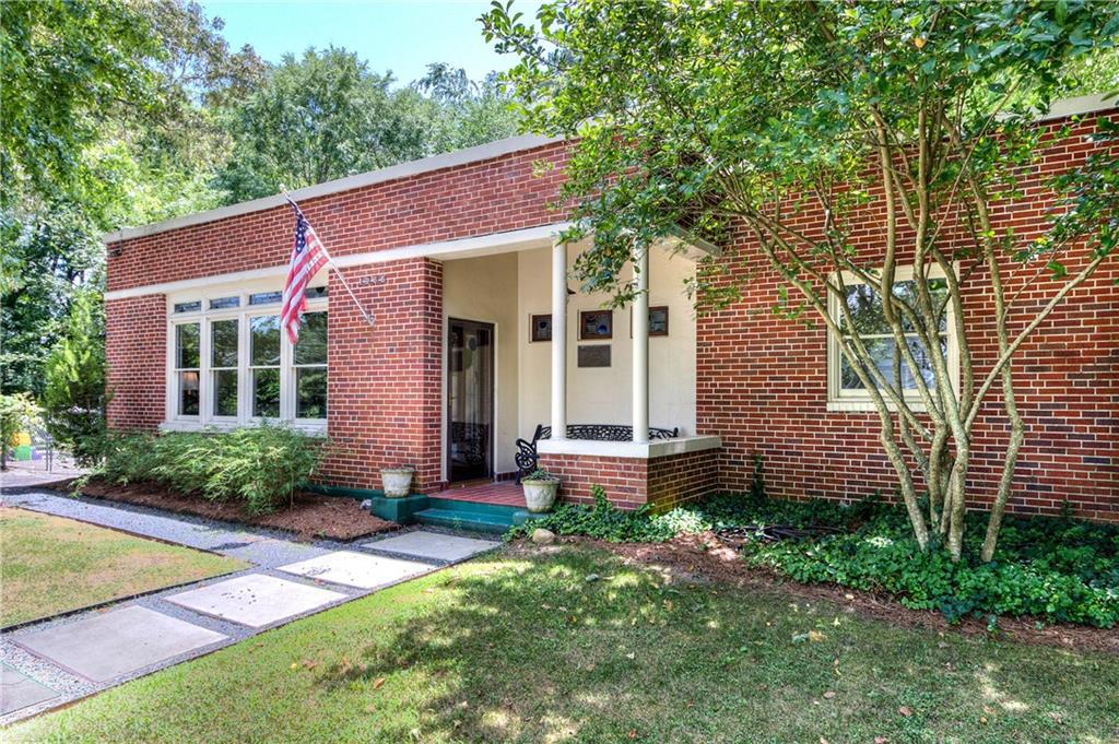 1966 Tribble Dr., Atlanta, GA 30318