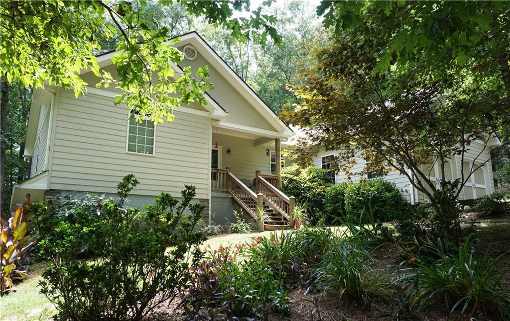 295 Lumpkin View Dr., Cleveland, GA 30528