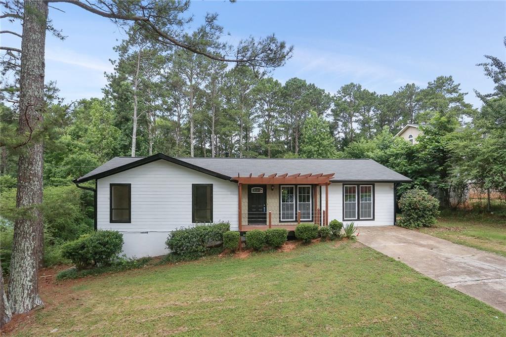 1713 Old Camp Tr., Conyers, GA 30012