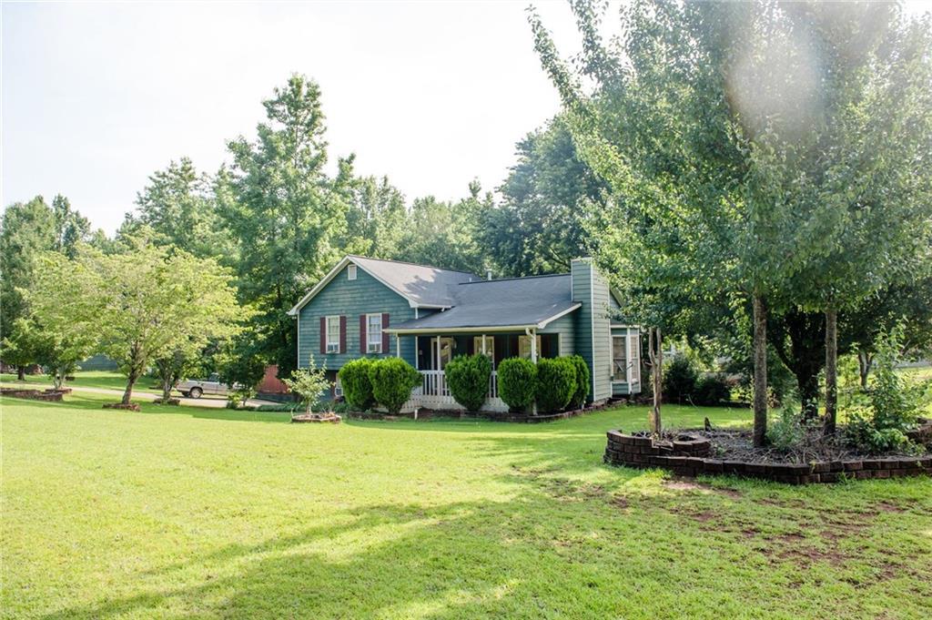 272 Deerfield Dr., Hiram, GA 30141