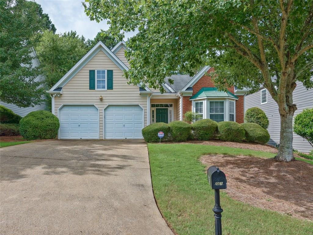 2021 Crestview Way, Woodstock, GA 30188
