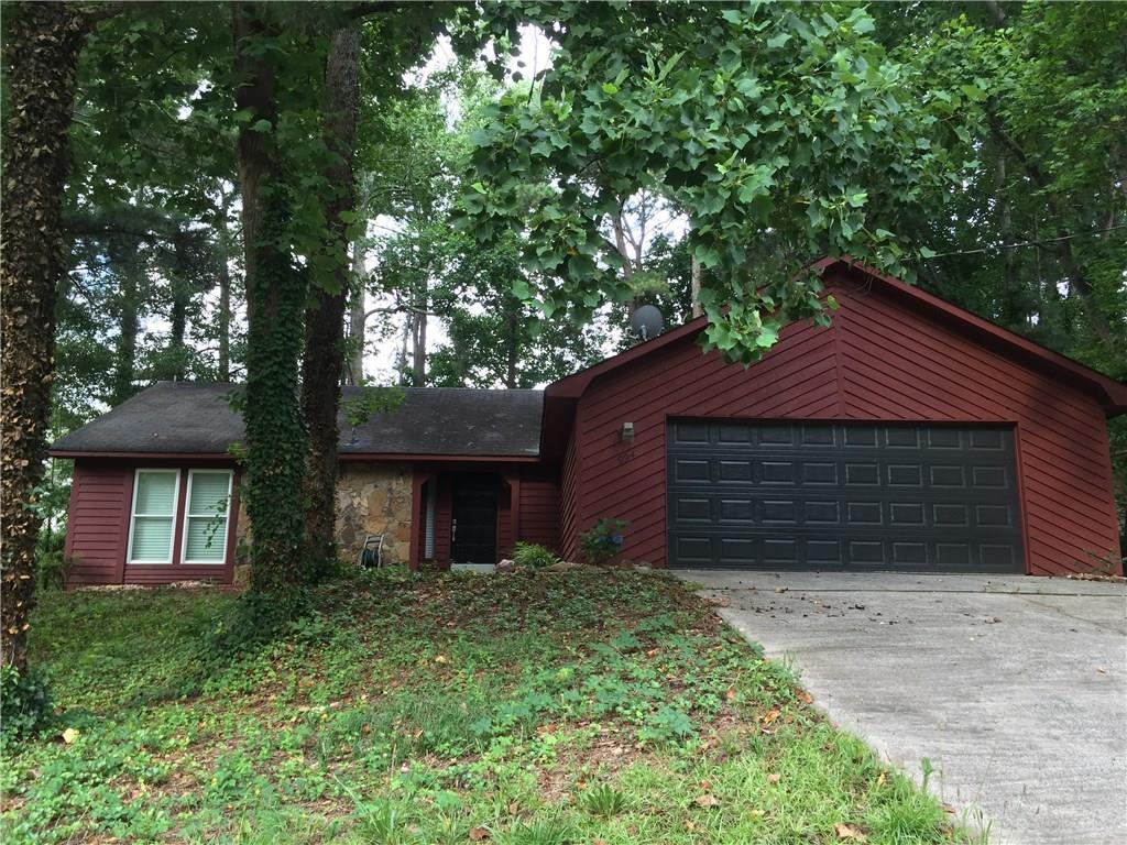 994 Tahoe Tr., Lilburn, GA 30047