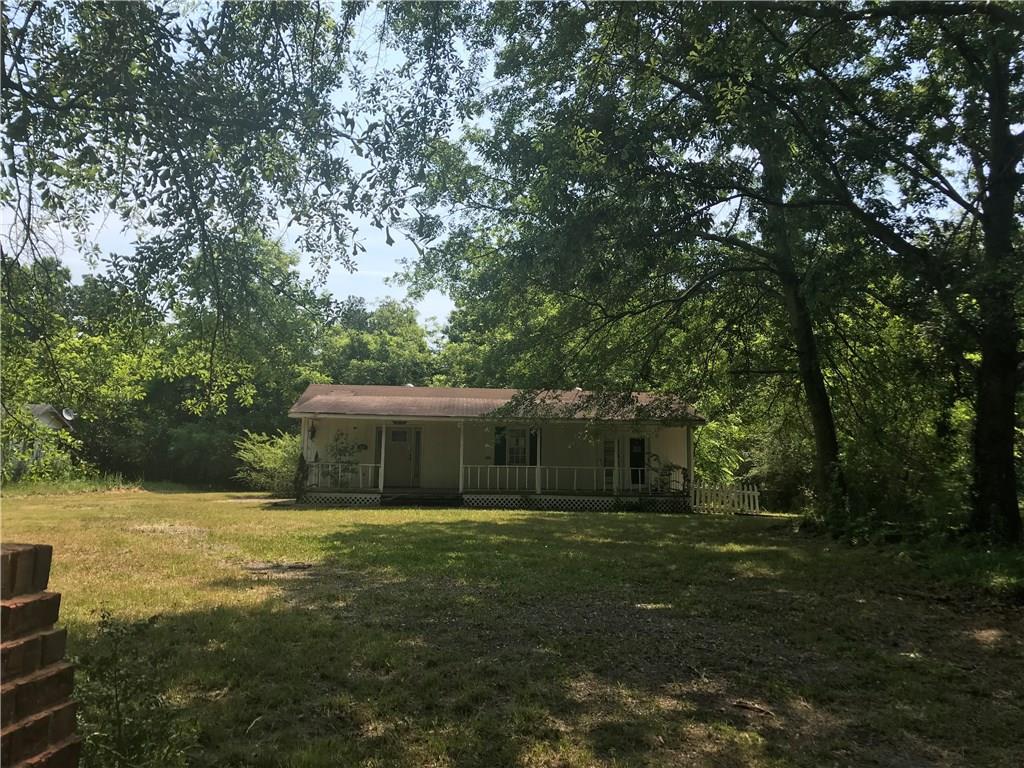216 Oostanaula Bend Rd., Calhoun, GA 30701