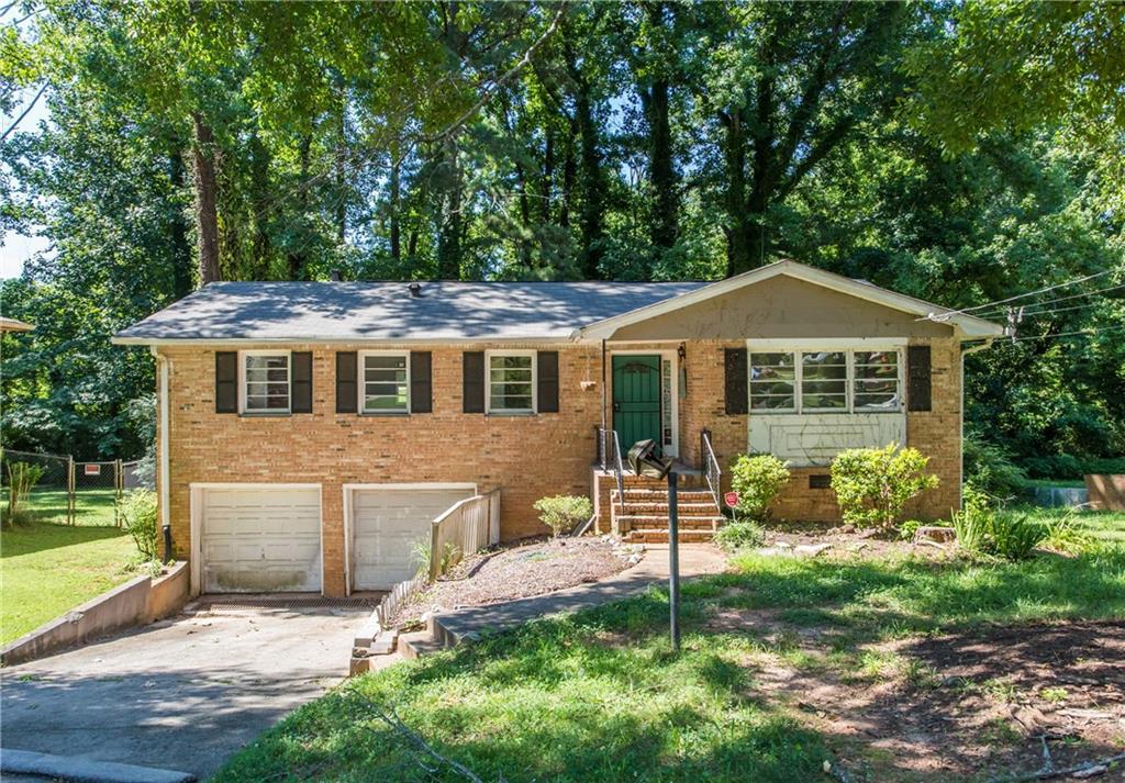1869 Rollingwood Dr., Atlanta, GA 30316