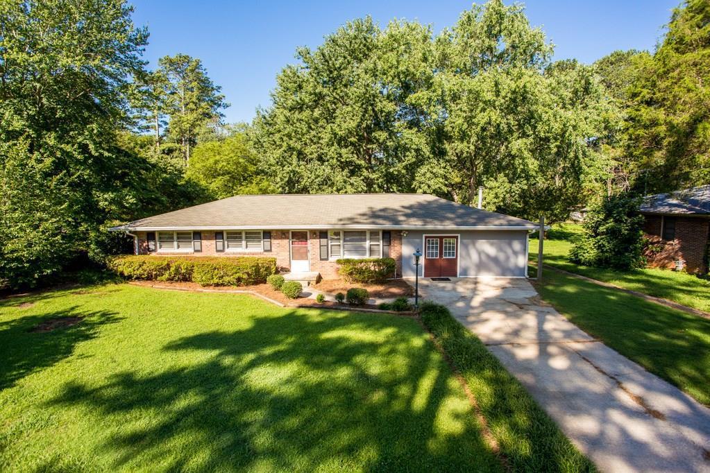 1227 Hickory Dr., Lilburn, GA 30047